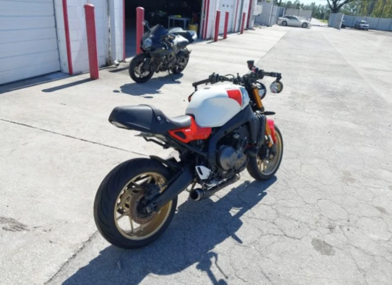 Yamaha XSR900, снимка 4 - Мотоциклети и мототехника - 53385421