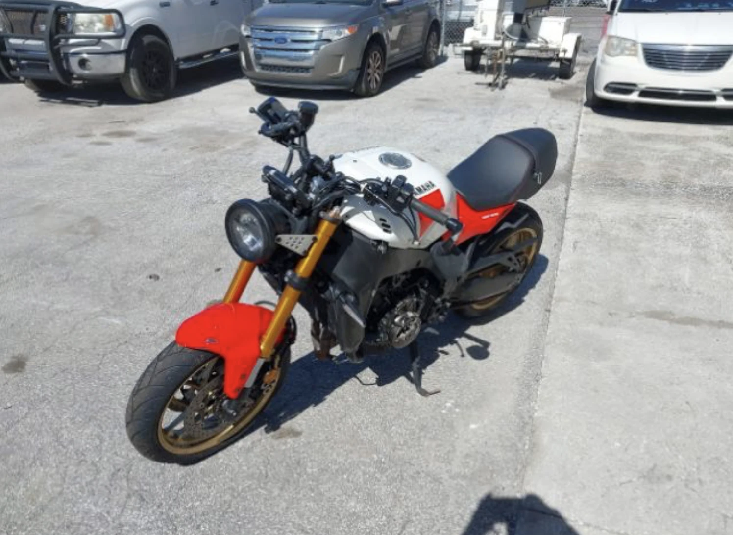 Yamaha XSR900  - изображение 2