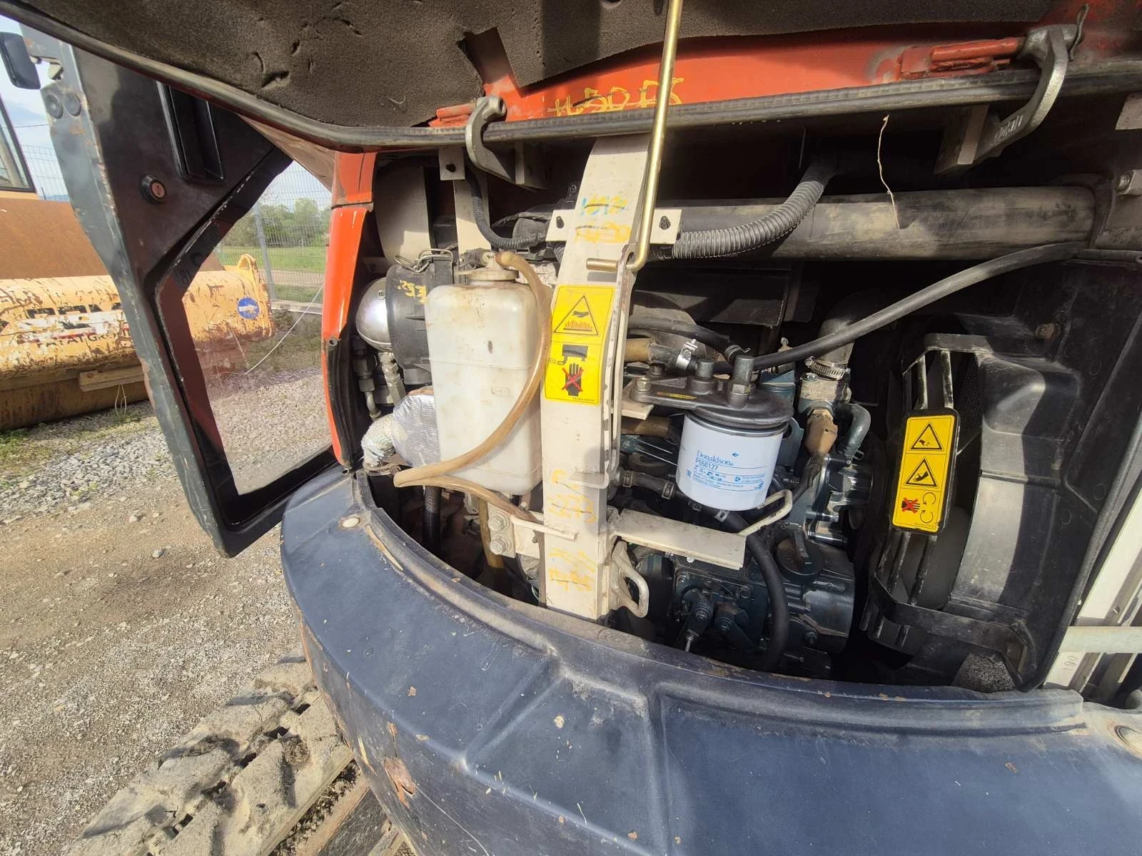 Багер Kubota U25, снимка 6 - Индустриална техника - 54359917