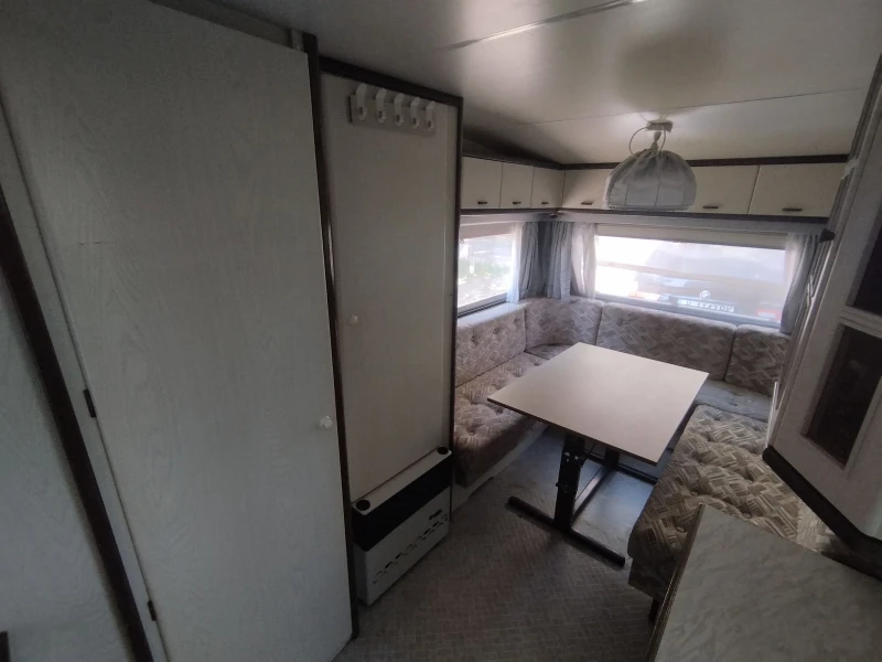 Каравана Hobby Classic, снимка 10 - Каравани и кемпери - 50545098