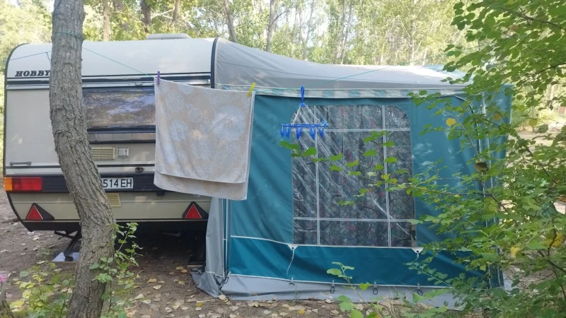 Каравана Hobby Classic, снимка 17 - Каравани и кемпери - 50545098