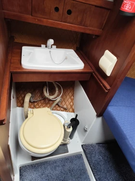 Ветроходна лодка Neptun Нептун 27, снимка 12 - Воден транспорт - 53509838