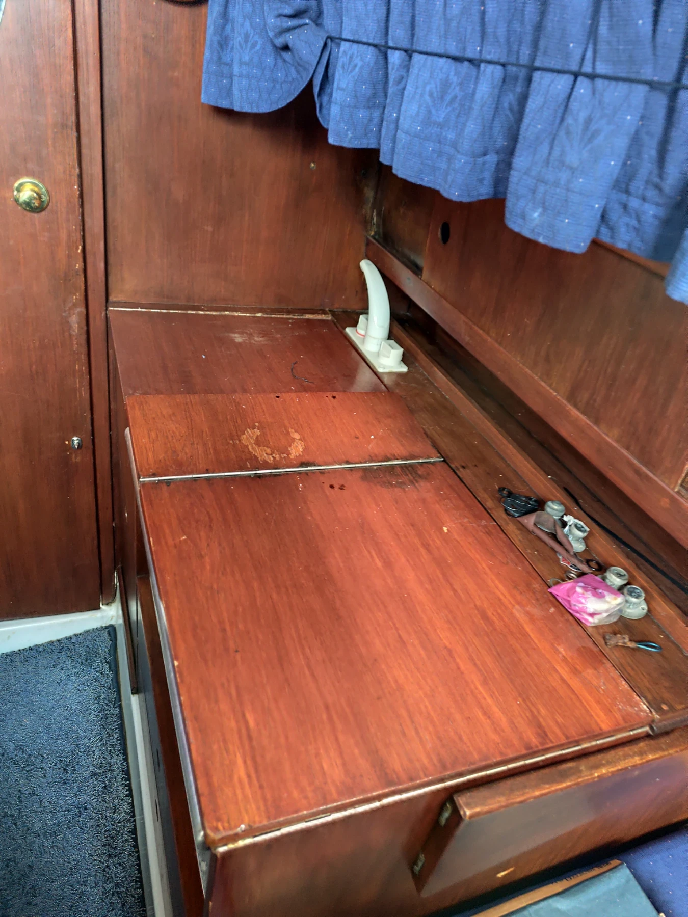 ���������� ����� Neptun ������ 27 | Mobile.bg � ����������� 15