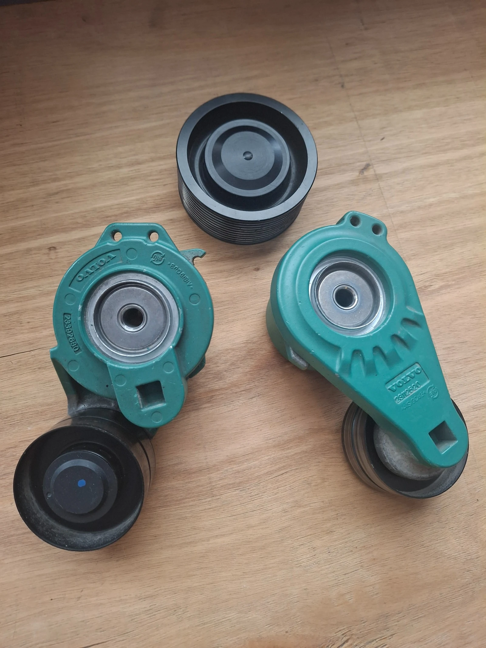 Volvo and Renault �������� ������� � ����� �� ����� | Mobile.bg � ����������� 2