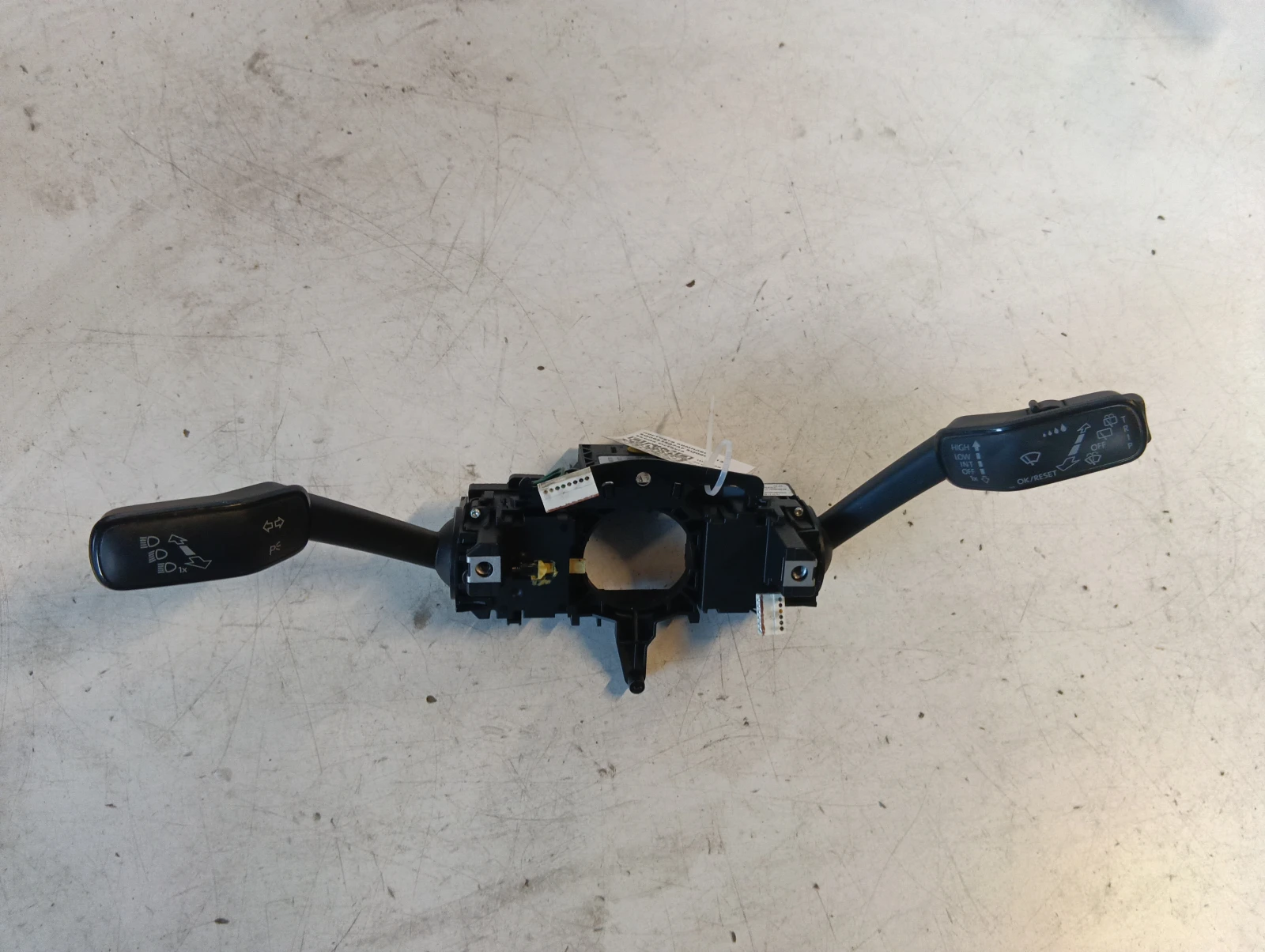 лостчета комплект 5Q0953507AF 5Q0953513Q Skoda Octavia