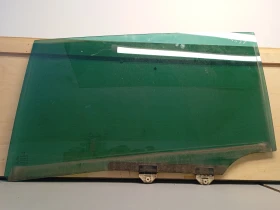 Стъкло задно ляво Пежо 5008 1.6т (ч)