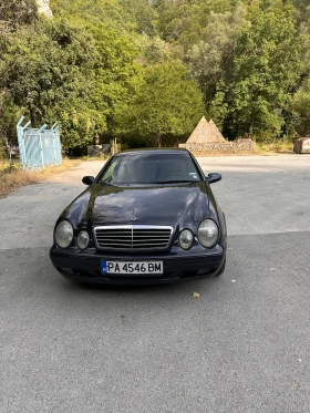     Mercedes-Benz CLK W208