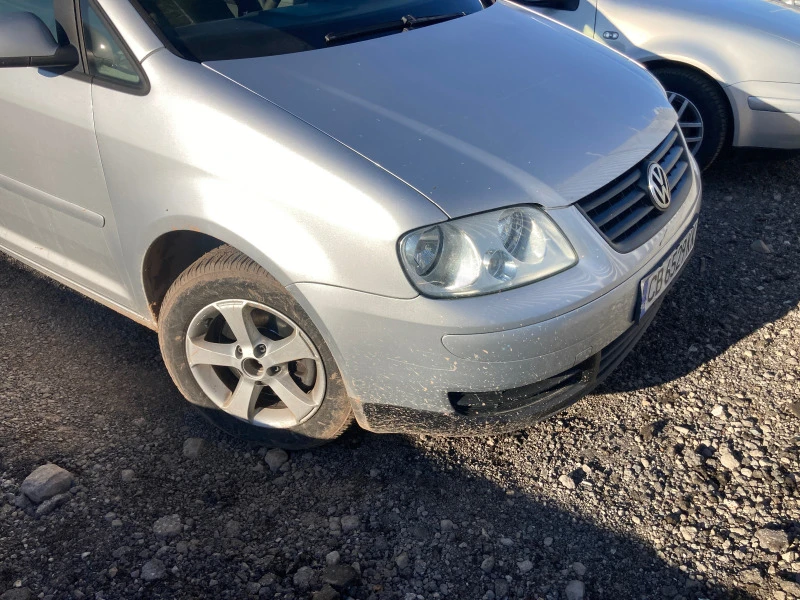 VW Touran 1.9 TDI tip.AVQ, снимка 9 - Автомобили и джипове - 44036436