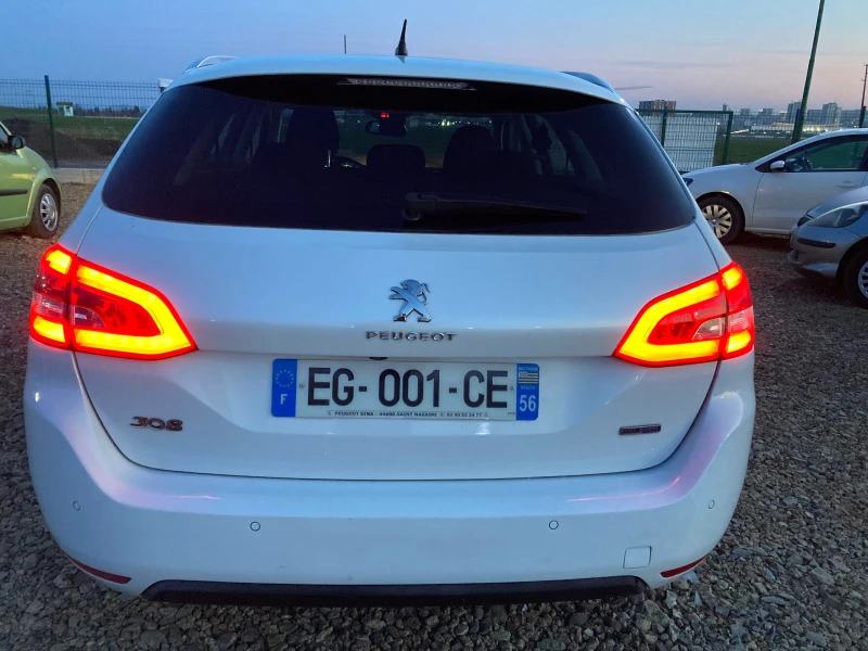 Peugeot 308 1.6 120ps, снимка 6 - Автомобили и джипове - 44444650