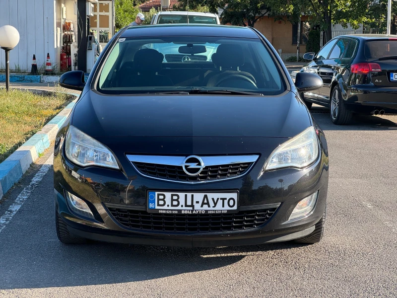 Opel Astra 1.4 , снимка 2 - Автомобили и джипове - 47182276