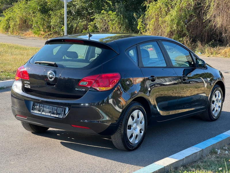 Opel Astra 1.4 , снимка 4 - Автомобили и джипове - 47182276