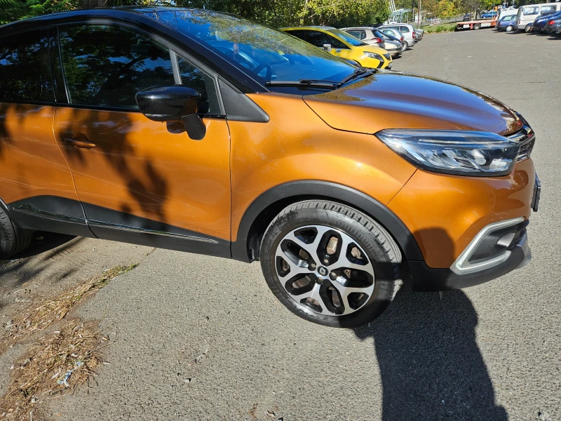 Renault Captur, снимка 3 - Автомобили и джипове - 47401859