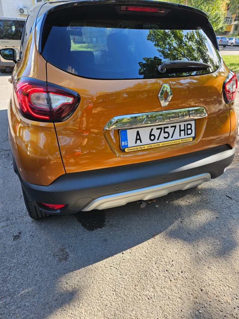 Renault Captur, снимка 5 - Автомобили и джипове - 47401859