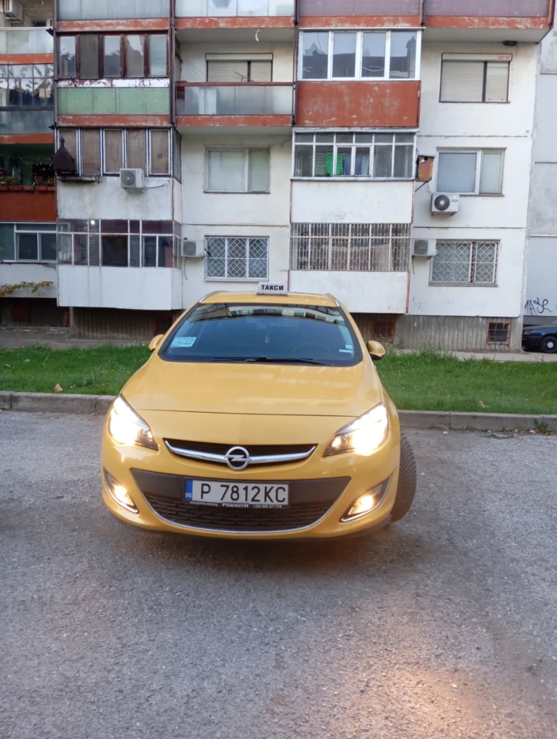 Opel Astra, снимка 1 - Автомобили и джипове - 47867511