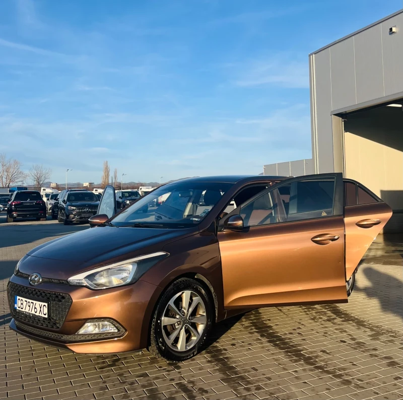 Hyundai I20, снимка 6 - Автомобили и джипове - 48443065