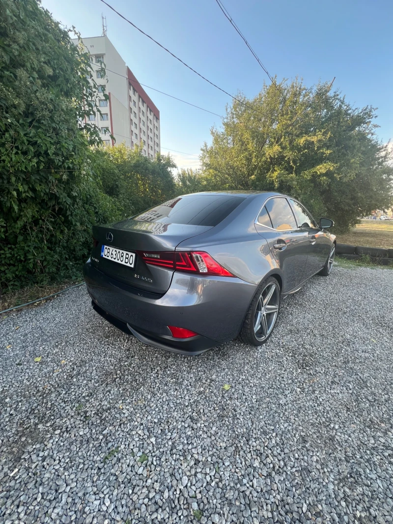 Lexus IS 300 300h F Sport / ВСИЧКИ ЕКСТРИ, снимка 3 - Автомобили и джипове - 52313864