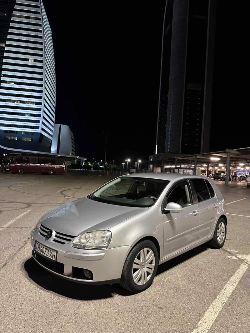 VW Golf 1.9 TDI, снимка 3 - Автомобили и джипове - 52242731