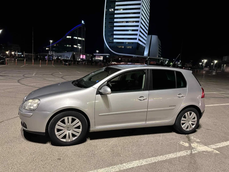 VW Golf 1.9 TDI, снимка 4 - Автомобили и джипове - 52242731