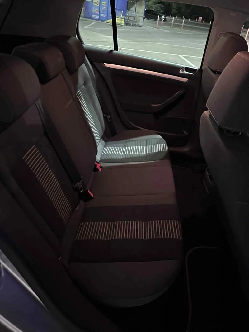 VW Golf 1.9 TDI, снимка 11 - Автомобили и джипове - 52242731
