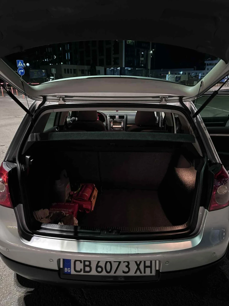 VW Golf 1.9 TDI, снимка 13 - Автомобили и джипове - 52242731