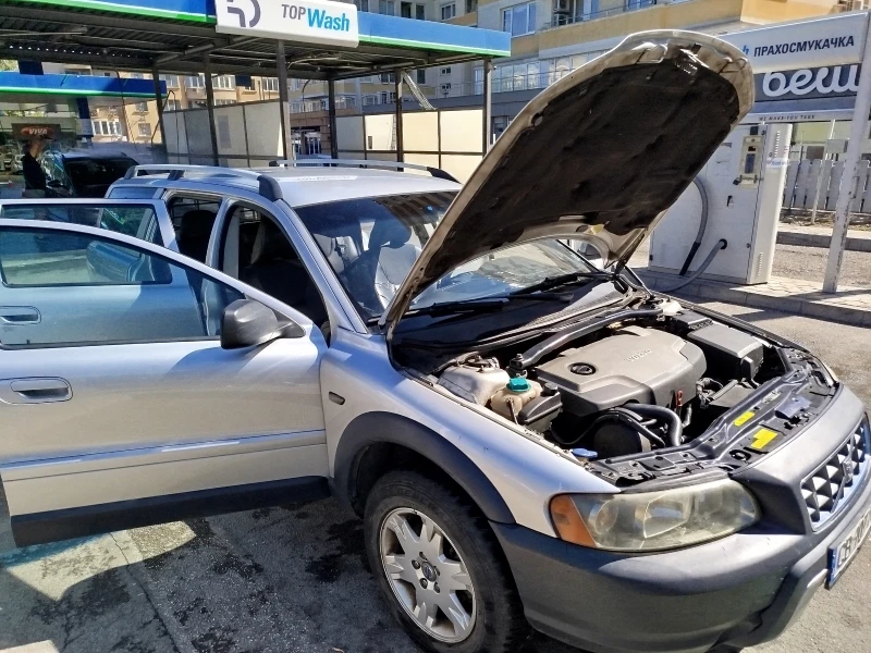 Volvo Xc70, снимка 8 - Автомобили и джипове - 52726617