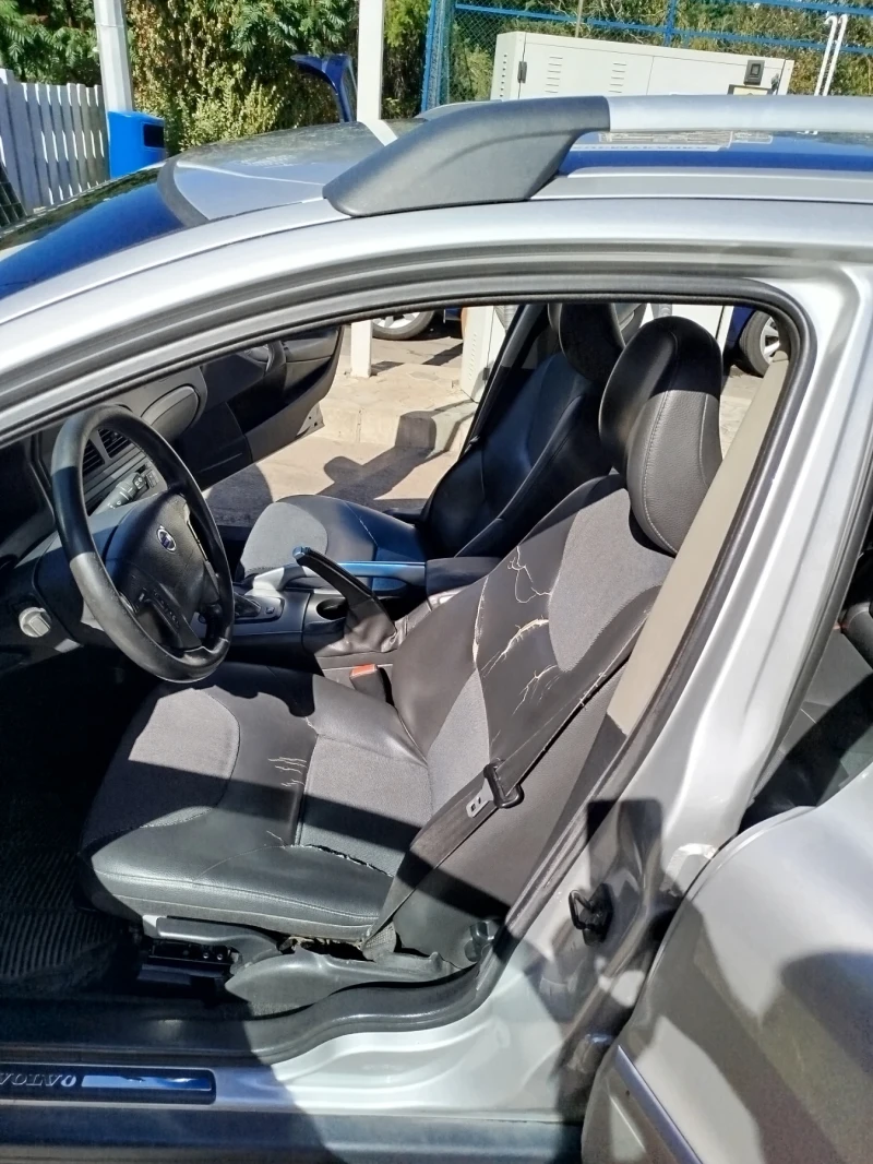 Volvo Xc70, снимка 10 - Автомобили и джипове - 52726617