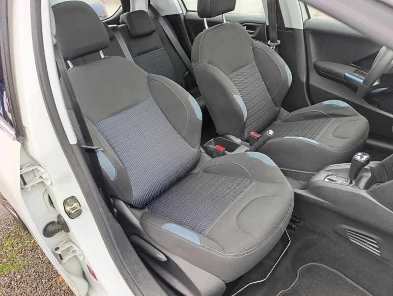 Peugeot 208 1.6i АВТОМАТИК, снимка 9 - Автомобили и джипове - 52581463