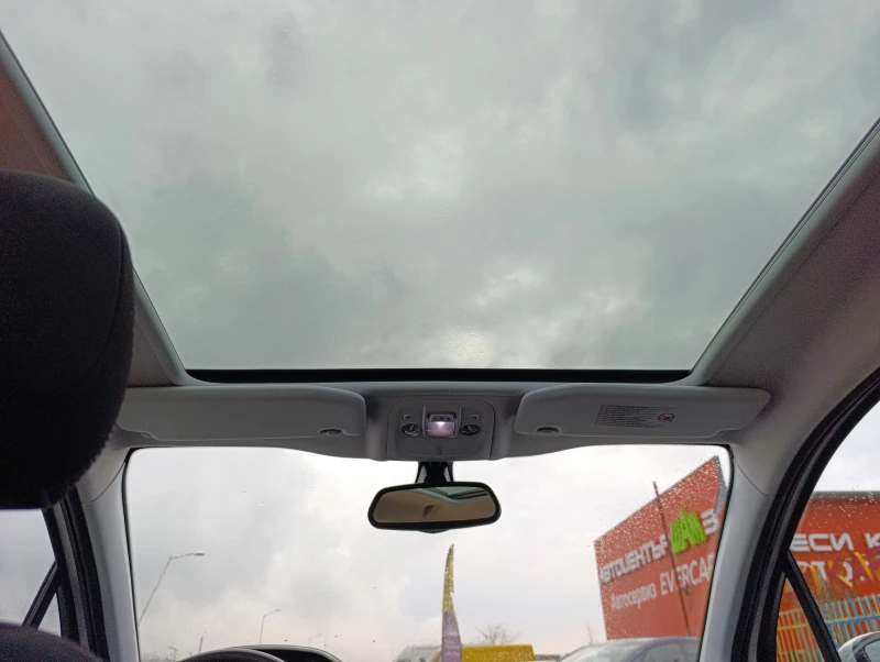 Peugeot 208 1.6i АВТОМАТИК, снимка 12 - Автомобили и джипове - 52581463