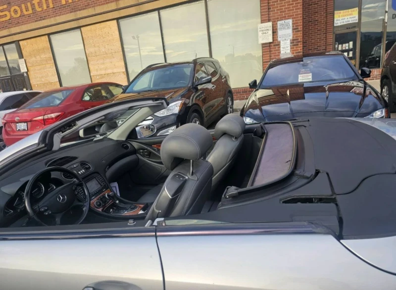 Mercedes-Benz SL 500 * * CARFAX * * АВТО КРЕДИТ * * , снимка 11 - Автомобили и джипове - 52960384