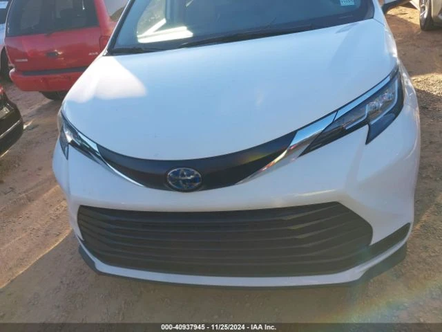 Toyota Sienna LE* 4x4* BLIND SPOT* ЗАДНА КАМЕРА, снимка 11 - Автомобили и джипове - 48629931