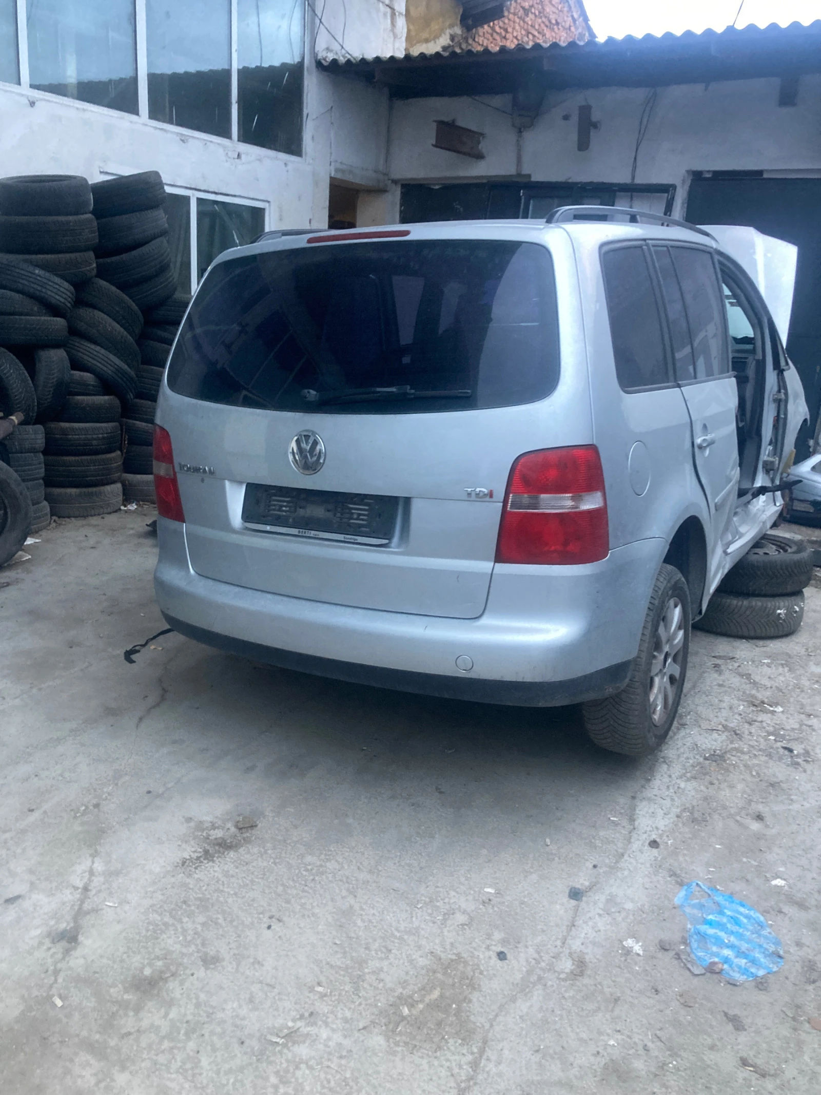 VW Touran 1.9 TDI tip.AVQ - [1] 