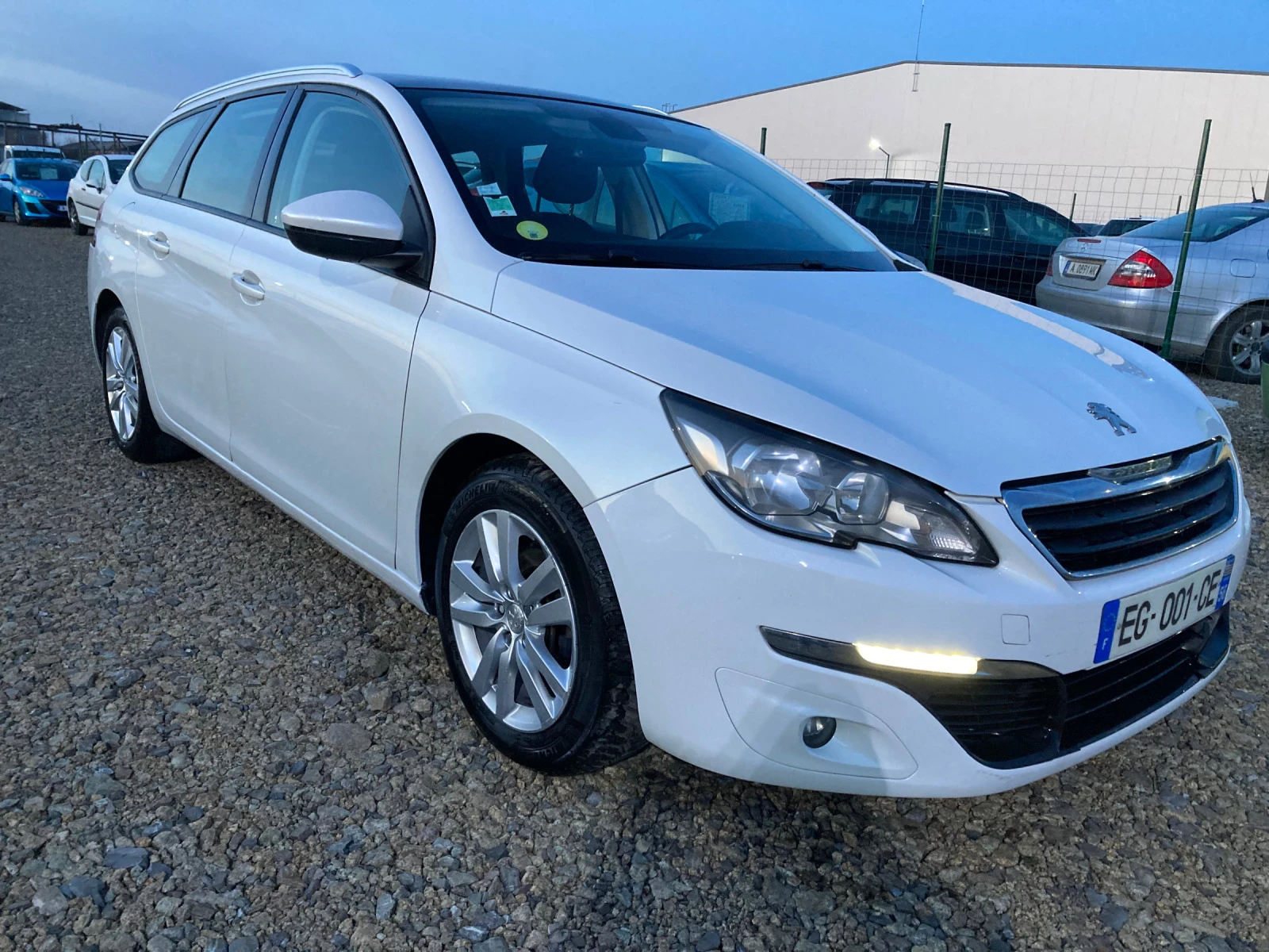 Peugeot 308 1.6 120ps - изображение 2