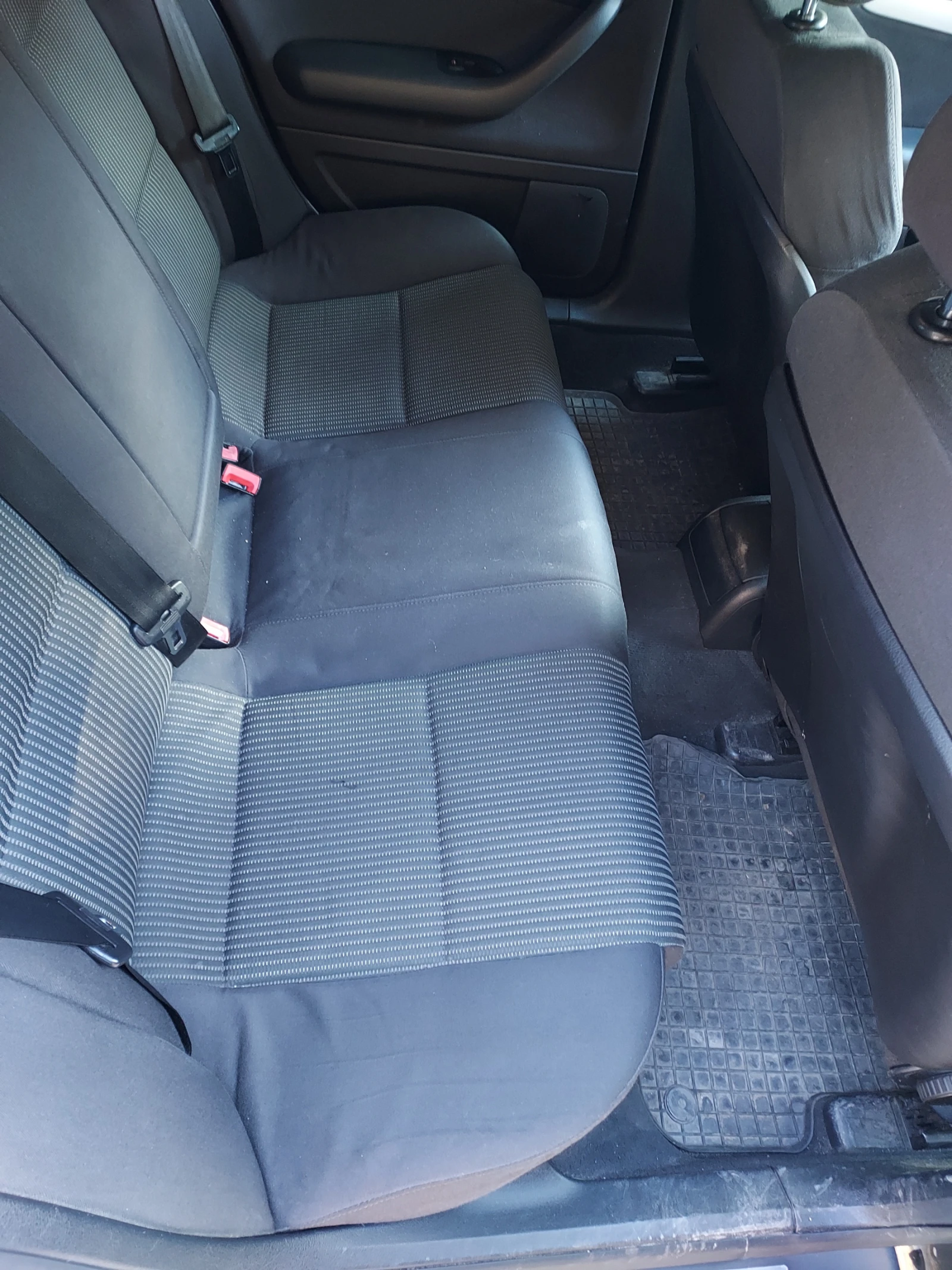 Audi A4 2.0 TDI S-Line | Mobile.bg — изображение 12