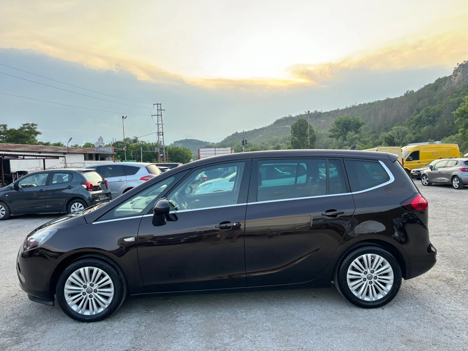 Opel Zafira 1.4i 7 МЕСТА= ПАНОРАМА= 120 000км. - изображение 6