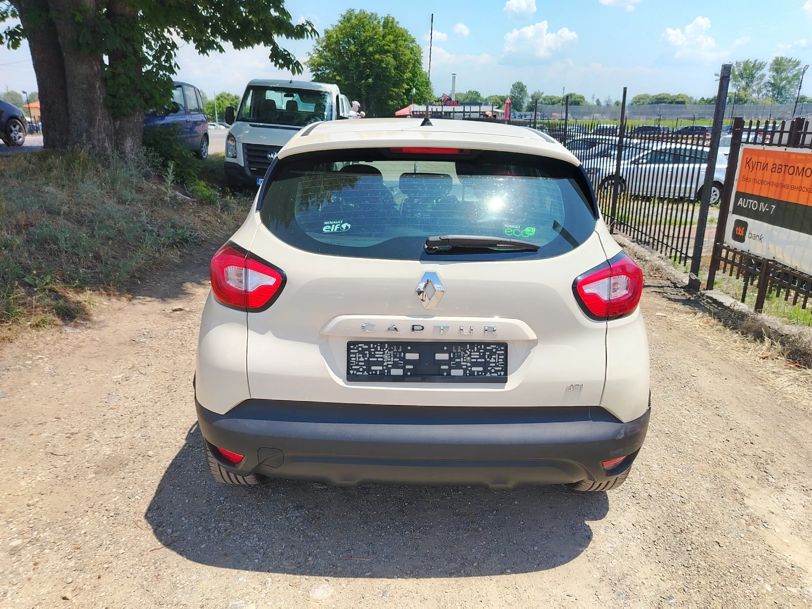 Renault Captur 1.5 DCI - изображение 7