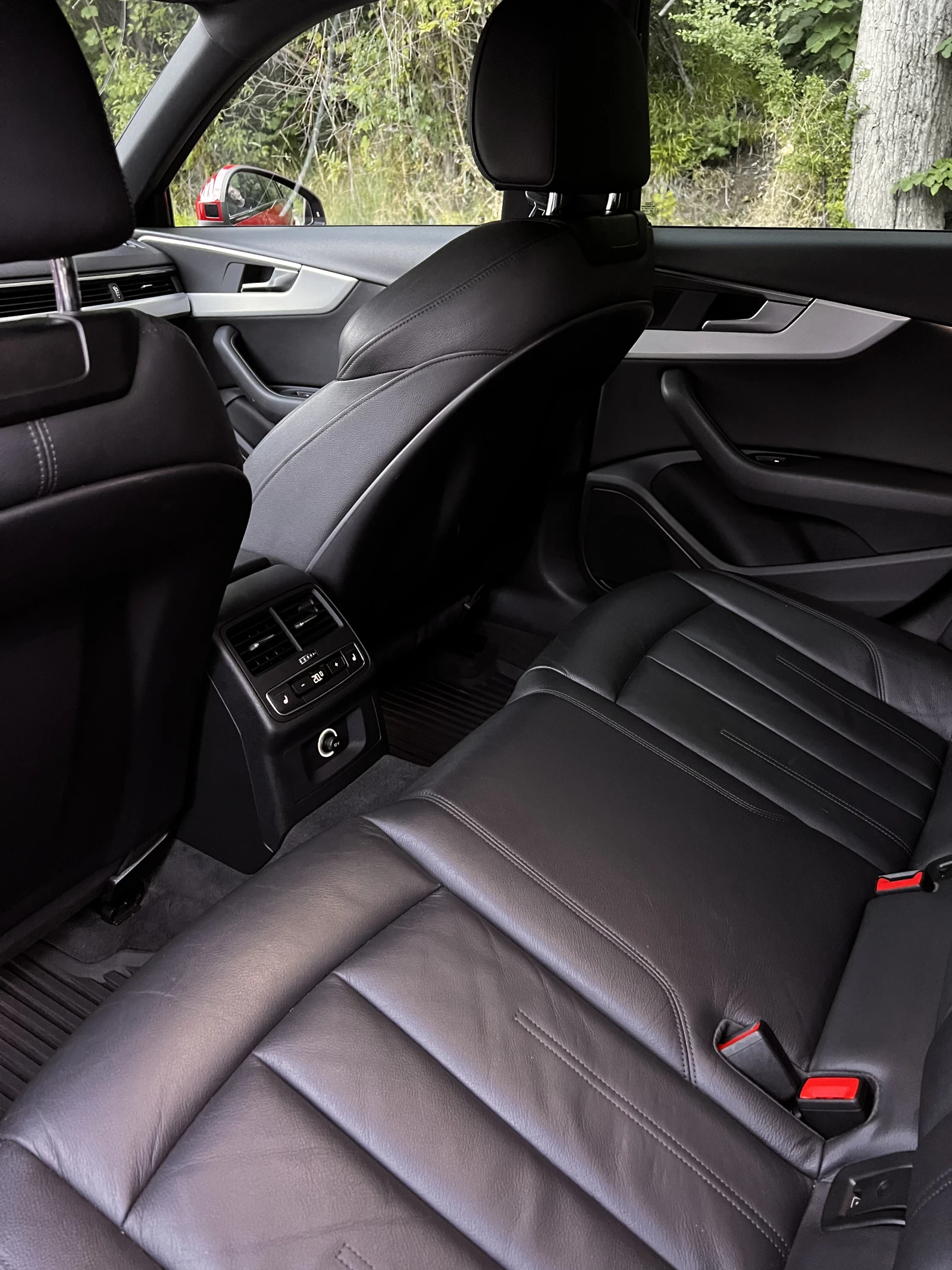 Audi A4 | Mobile.bg   11