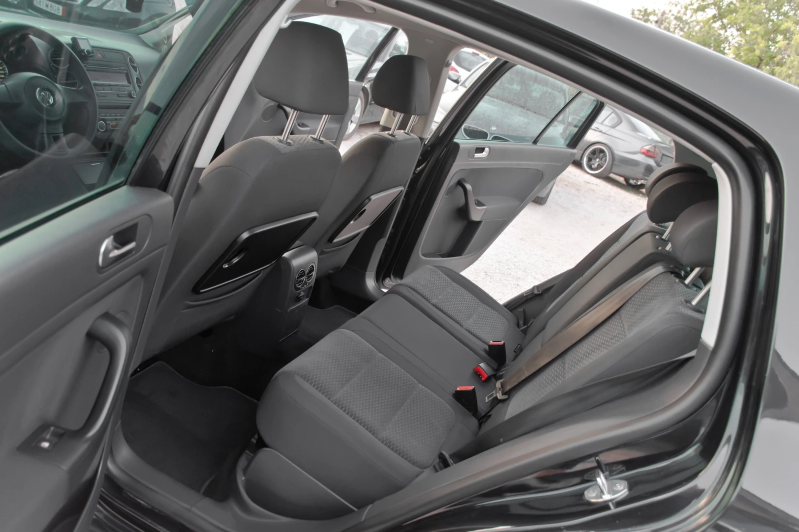 VW Golf Plus 1.6tdi 2010g. - изображение 10