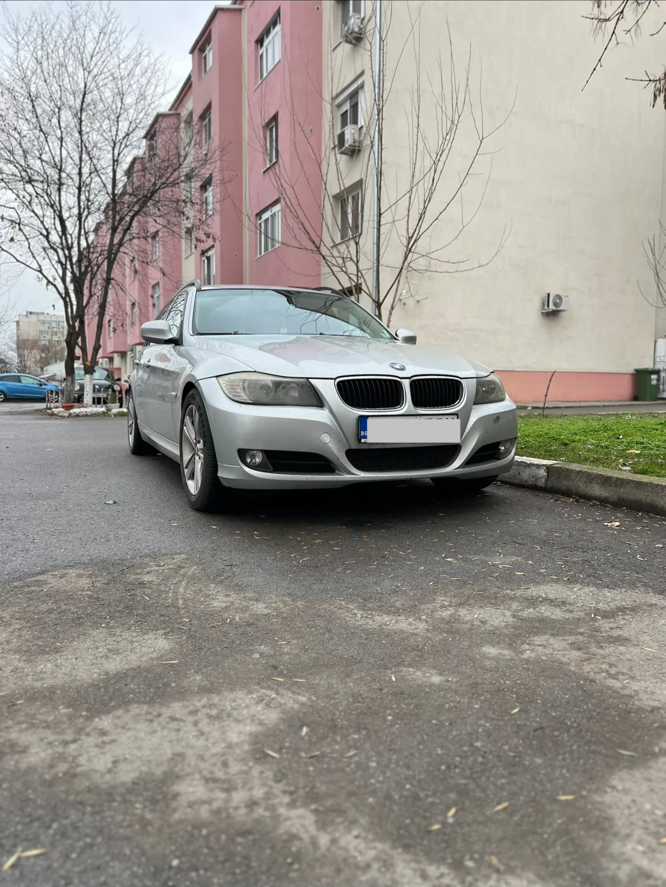 BMW 320 FACELIFT - изображение 6