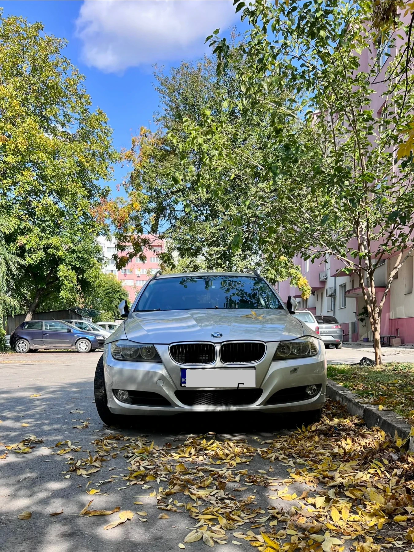BMW 320 FACELIFT - изображение 2