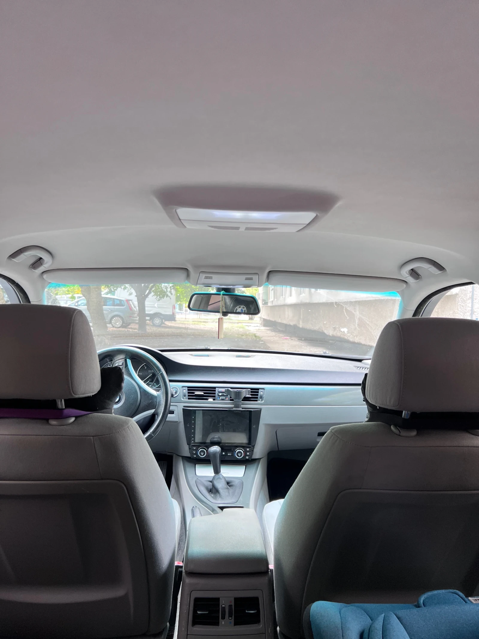 BMW 320 FACELIFT - изображение 4