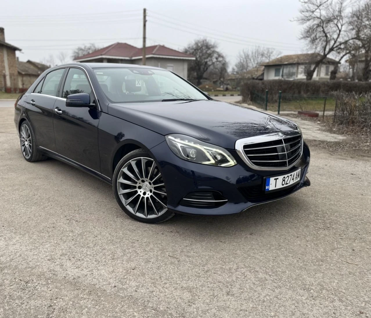 Mercedes-Benz E 350 ОБСЛУЖЕНА! ВСИЧКО ПЛАТЕНО! БАРТЕР! - изображение 3