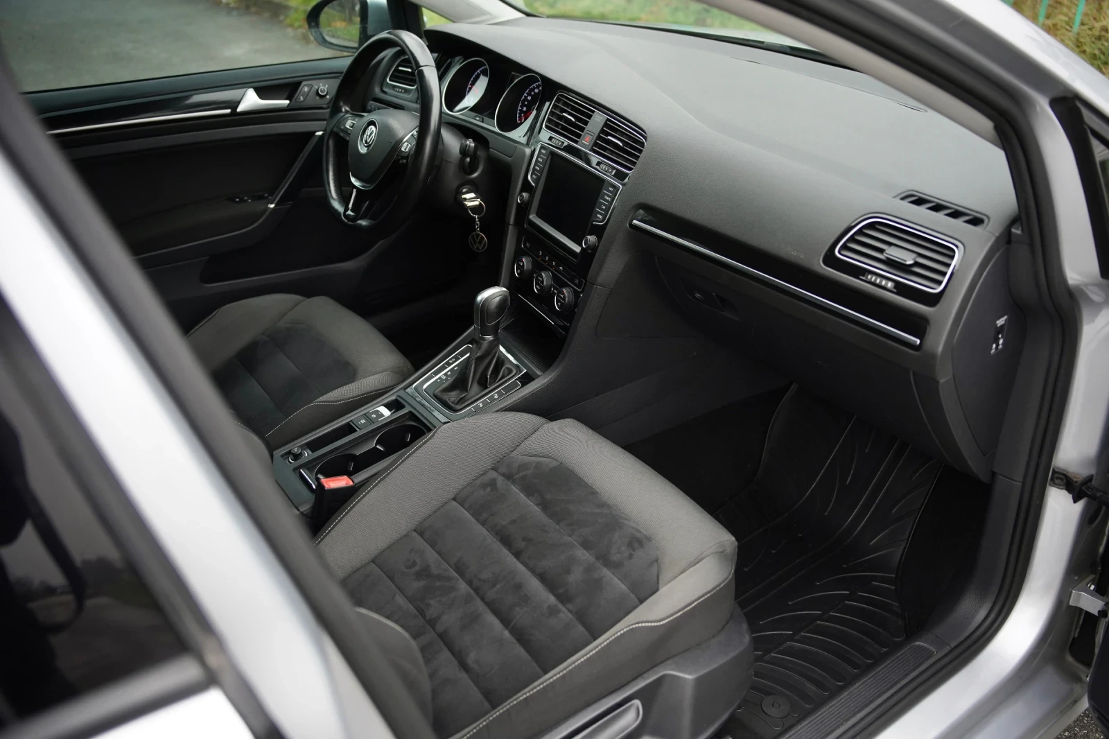 VW Golf 7* TDI * Automatic* Navi* Distronic* Alcantara | Mobile.bg � ����������� 11