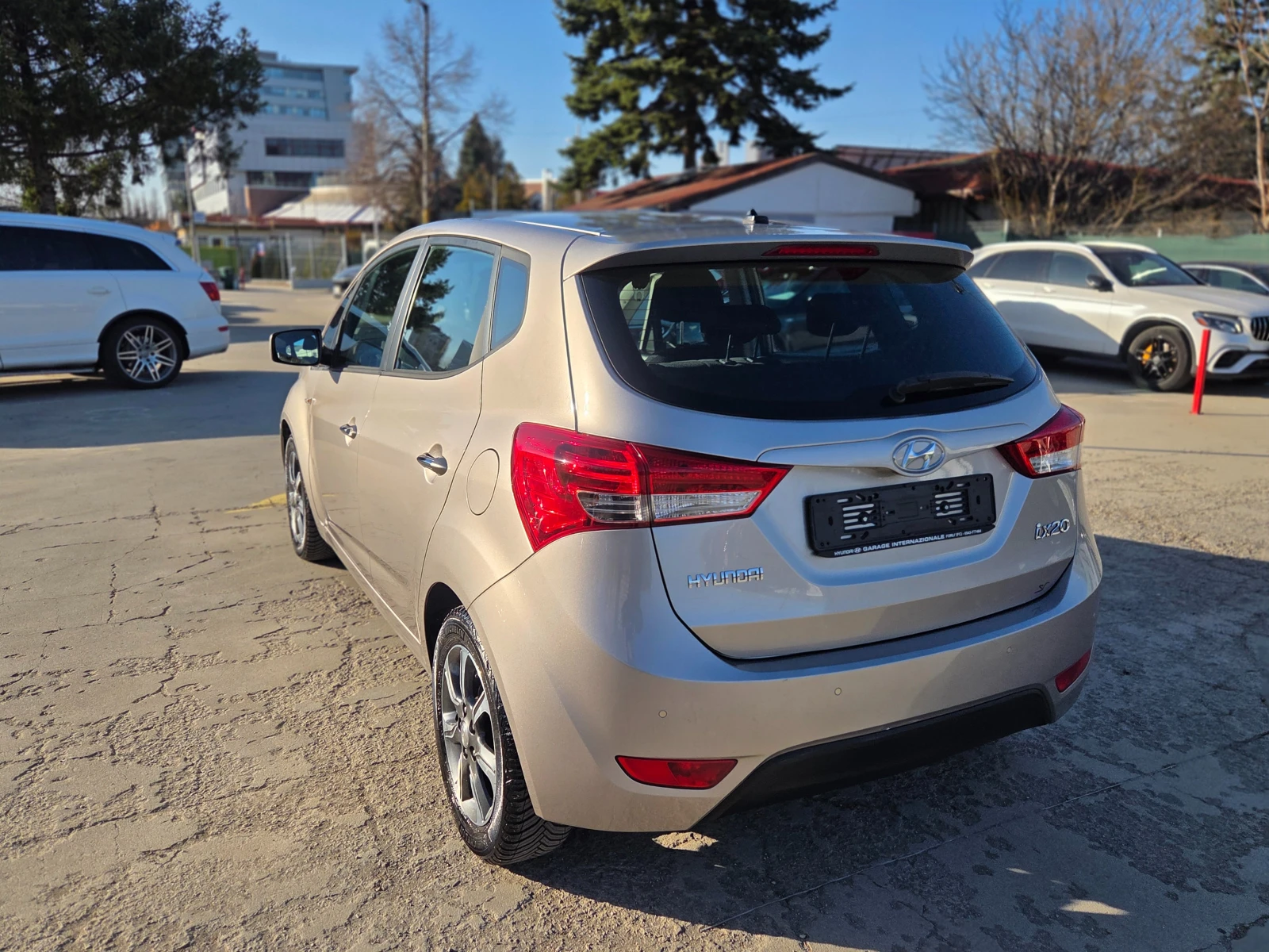Hyundai Ix20 1.6CRDi* EURO 6B* 116к.с.* УНИКАЛЕН* , снимка 5 - Автомобили и джипове - 53830555