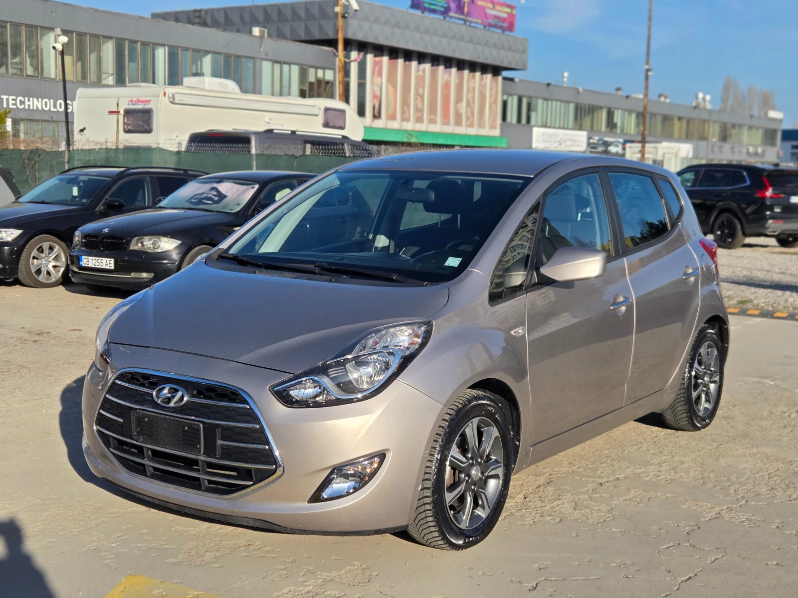 Hyundai Ix20 1.6CRDi* EURO 6B* 116к.с.* УНИКАЛЕН* , снимка 3 - Автомобили и джипове - 53830555
