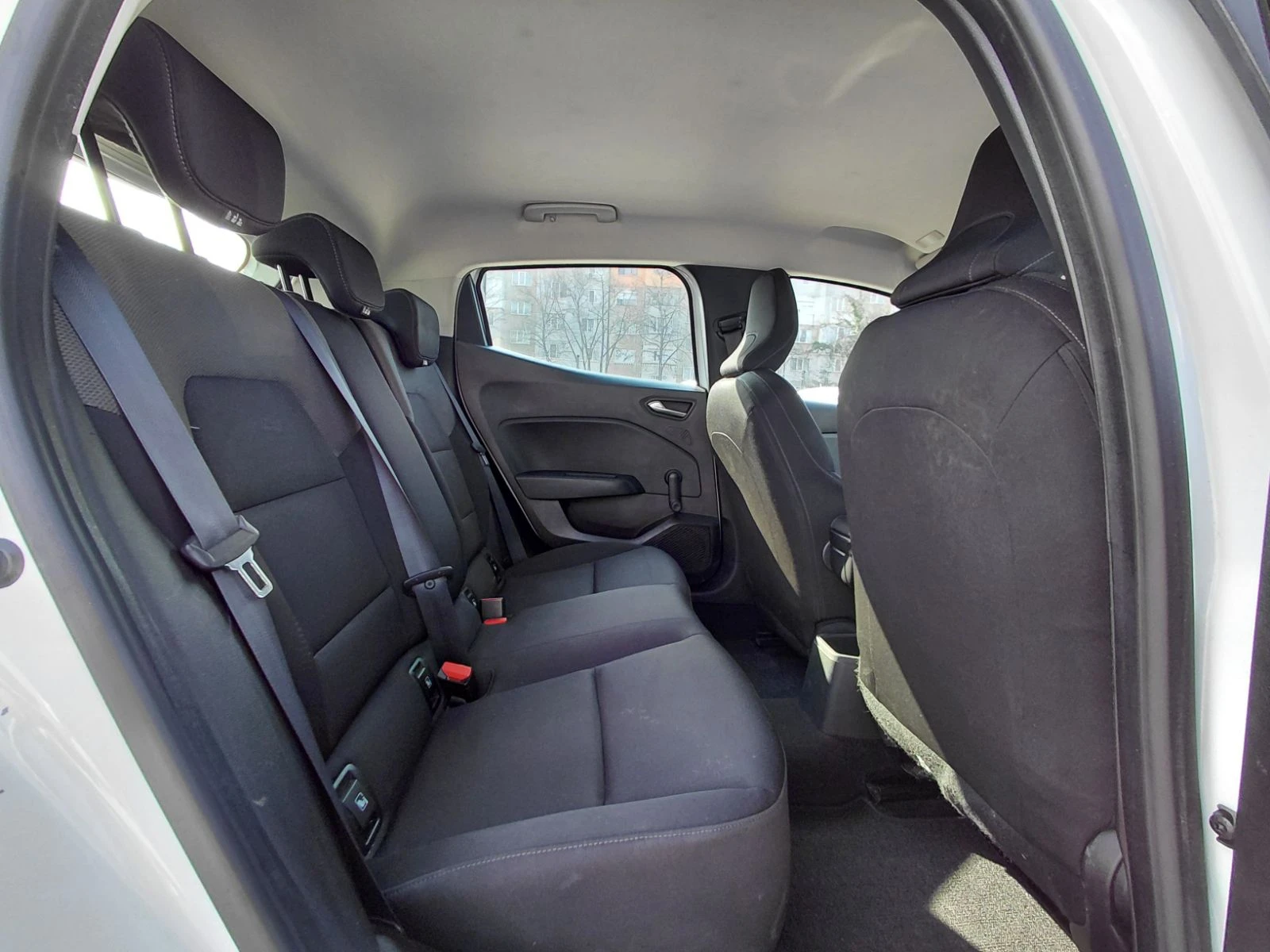 Renault Clio 1.0TCe/90k.c./Life, снимка 14 - Автомобили и джипове - 53995096