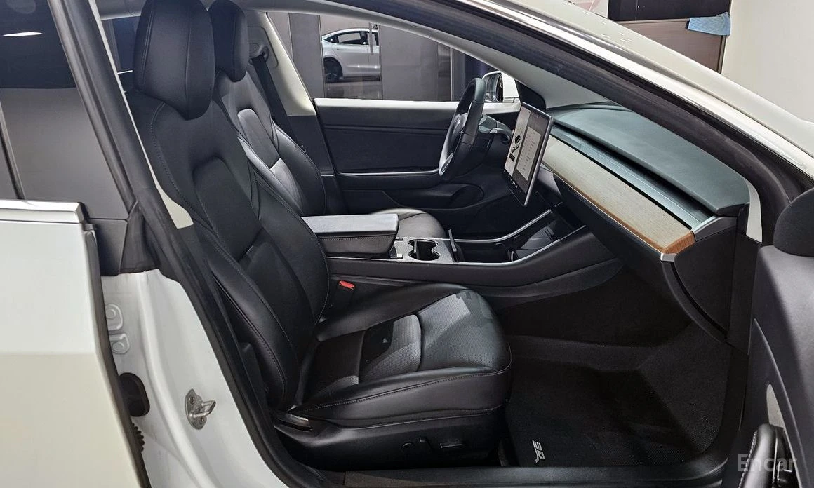 Tesla Model 3 * LONG RANGE* AWD* КРАЙНА ЦЕНА* , снимка 10 - Автомобили и джипове - 54129344