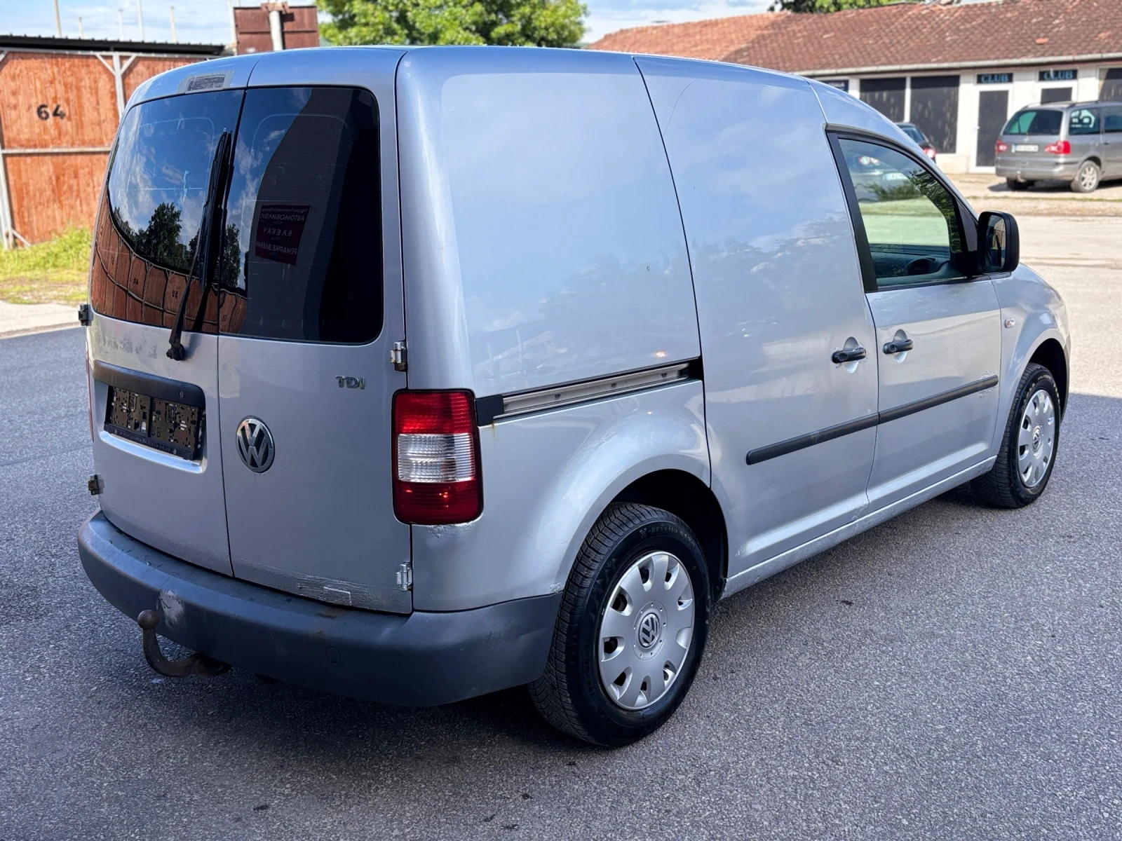 VW Caddy 1.9TDI * Климатик* , снимка 5 - Автомобили и джипове - 54511150