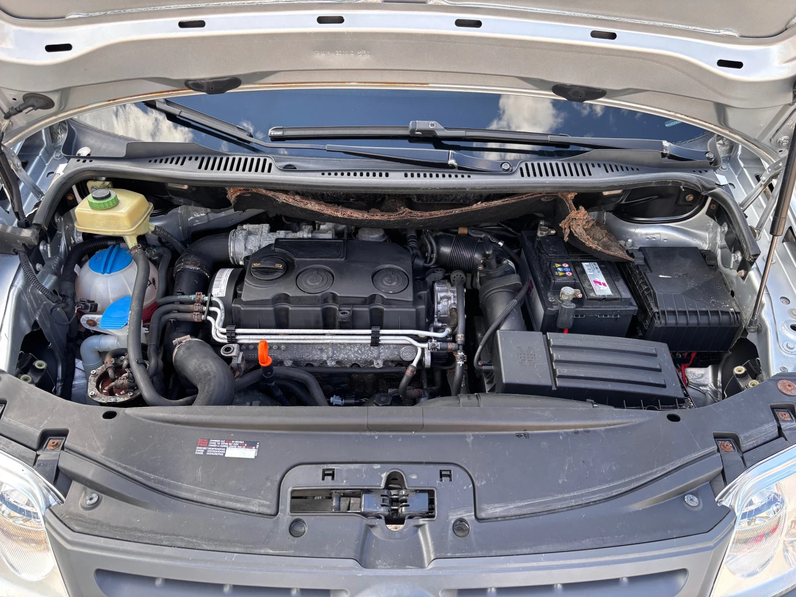 VW Caddy 1.9TDI * Климатик* , снимка 14 - Автомобили и джипове - 54511150