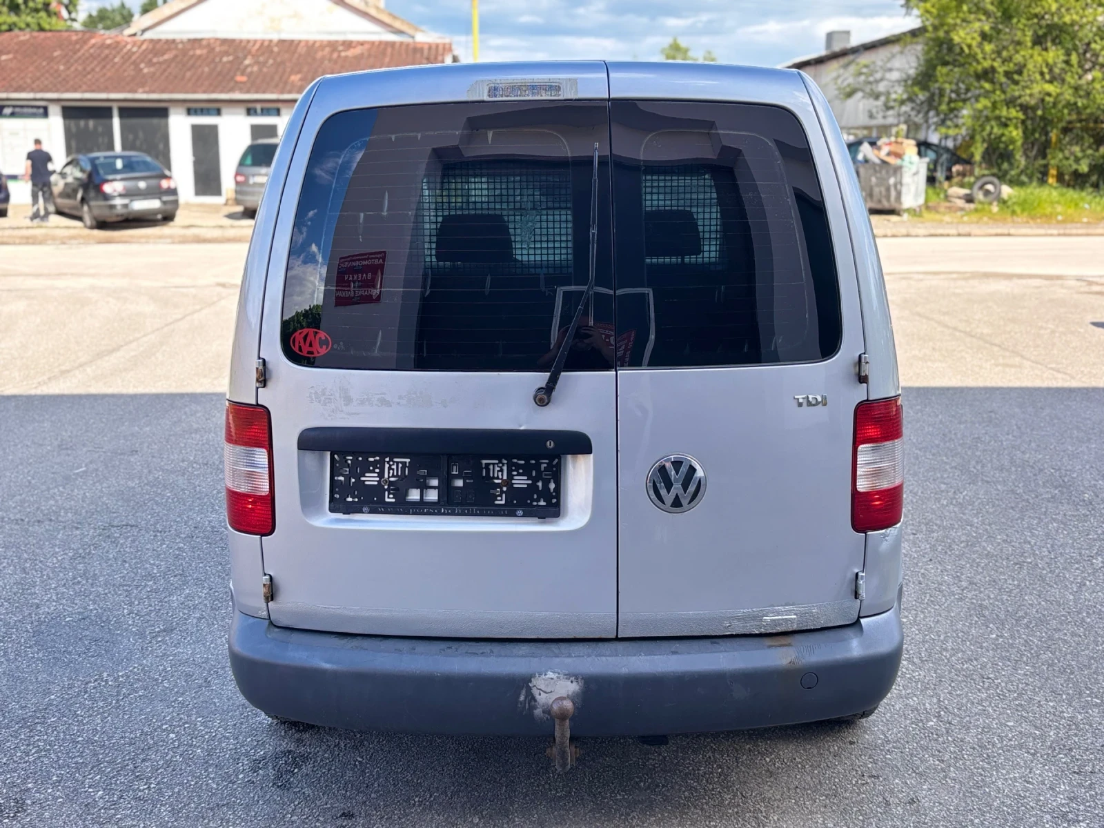 VW Caddy 1.9TDI * Климатик* , снимка 4 - Автомобили и джипове - 54511150