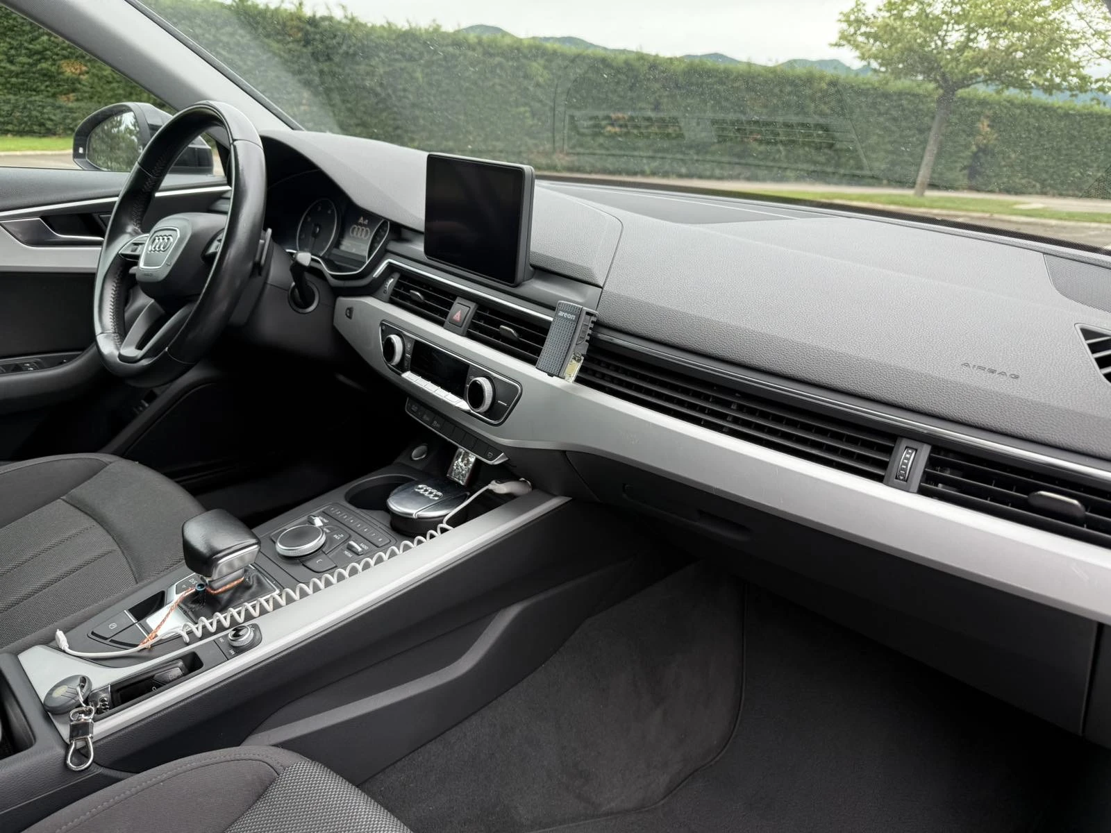Audi A4, снимка 15 - Автомобили и джипове - 54659843